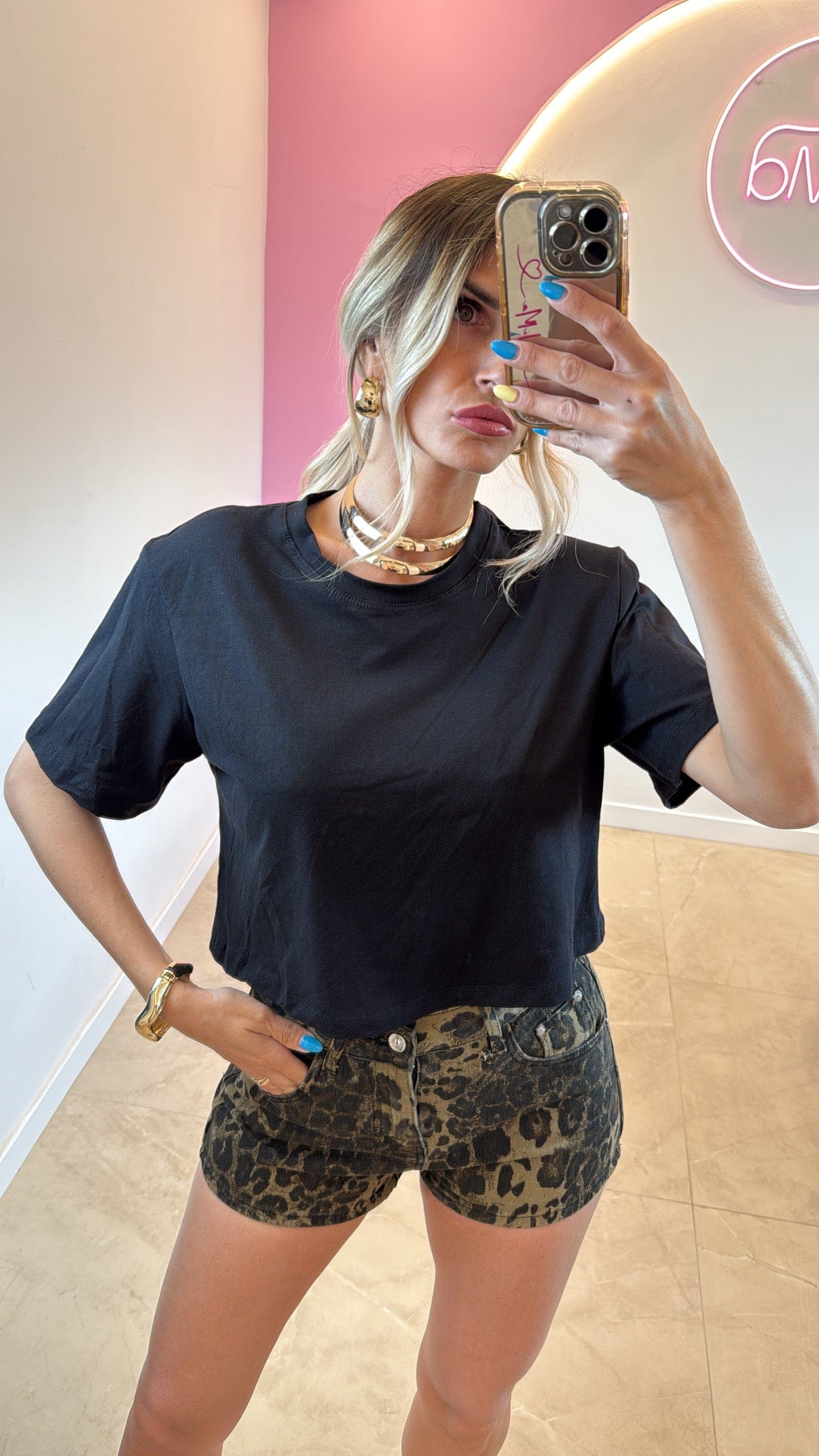T-shirt crop spalline - NiMa Mobile Boutique